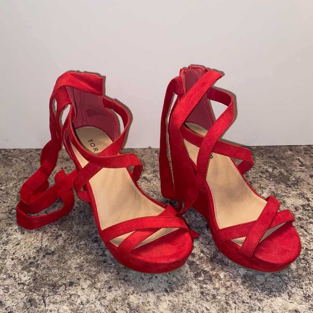 Red Torrid wedges